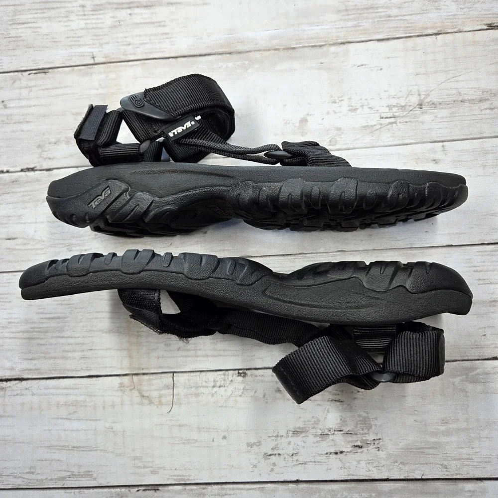 Teva Hurricane 4 Sport Sandal Hiking Outdoor Men 10 Black Adjustable Damaged